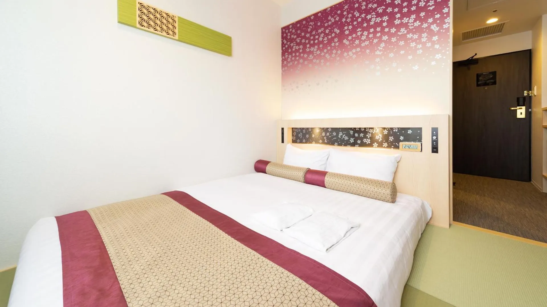 Hotel Wing International Premium Tokyo Yotsuya 3*,  Japan